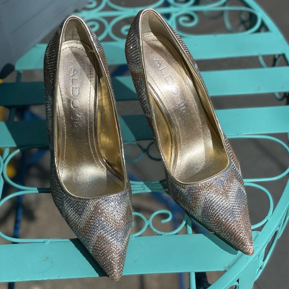Gold silver and bronze pointed toe pumps